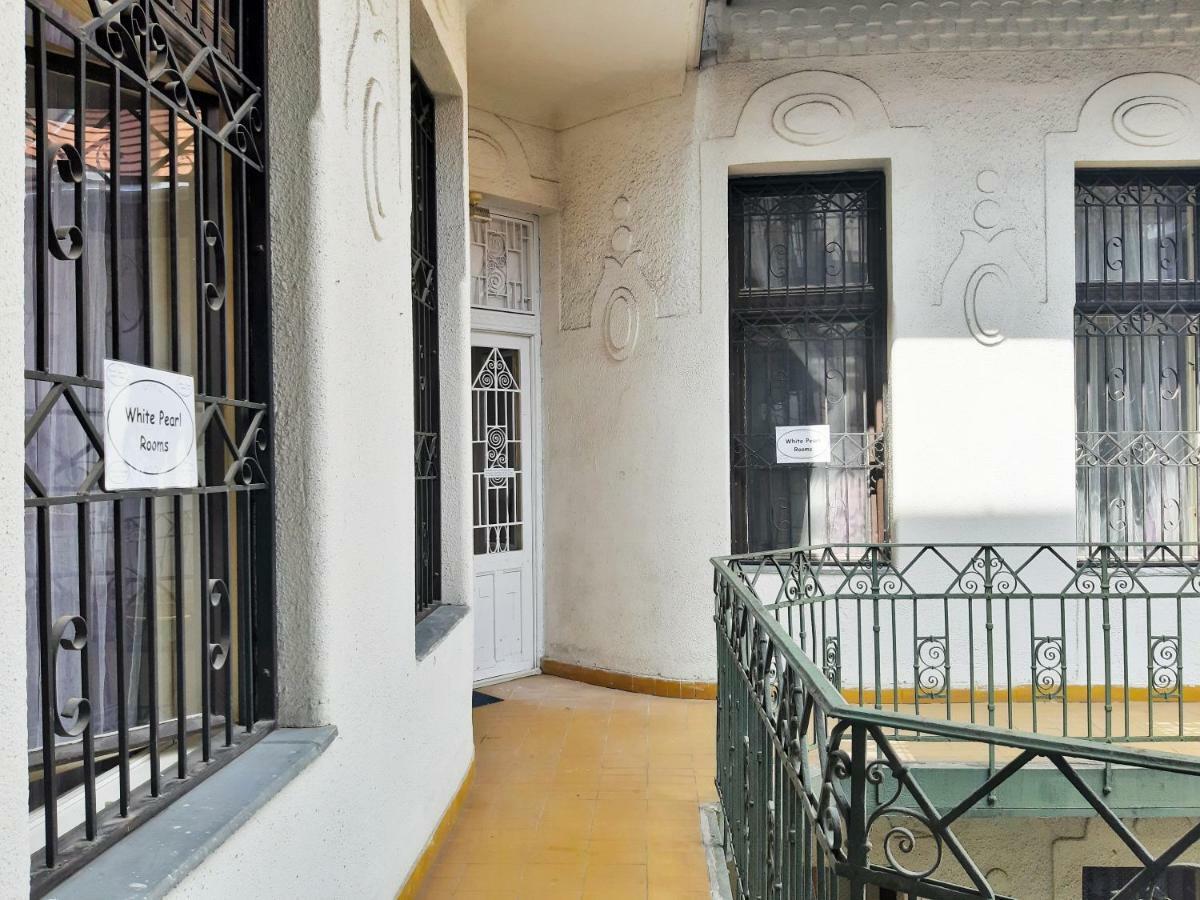 White Pearl Rooms Near Gozsdu Budapest Exterior foto